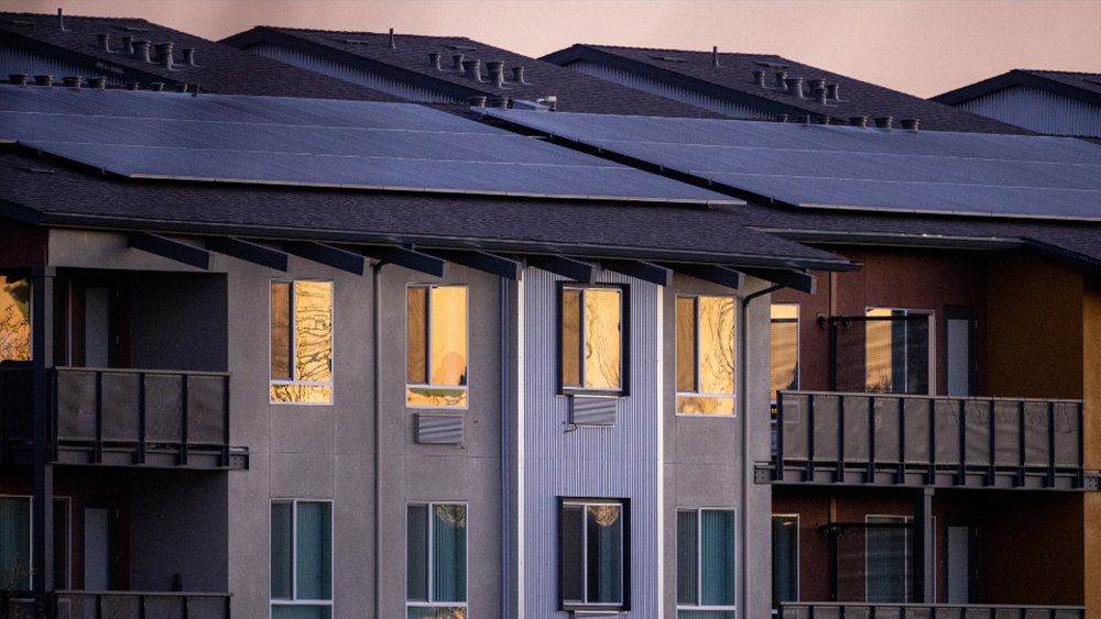 200 amp solar power system