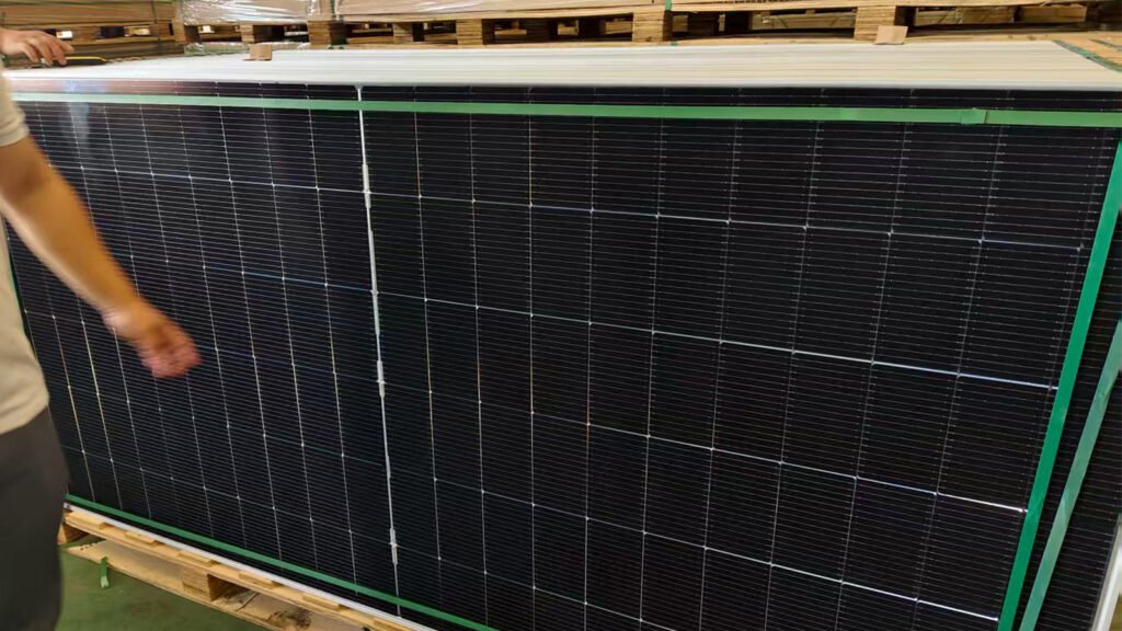 2026 Black Solar Panels: Cost & Performance